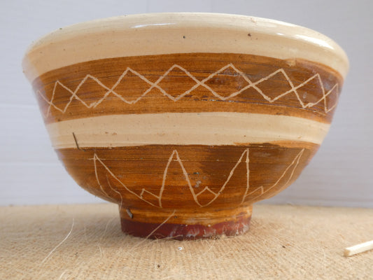 064 Cereal bowl