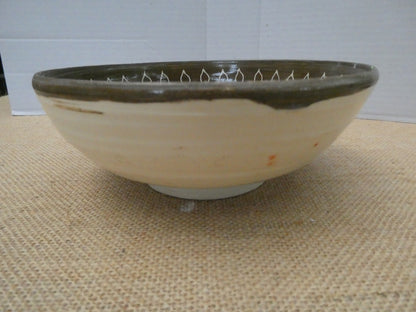 069 Cereal bowl