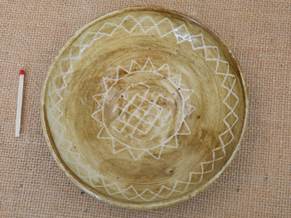102  Relish bowl with blemish