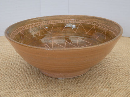 106 Earthenware cereal bowl